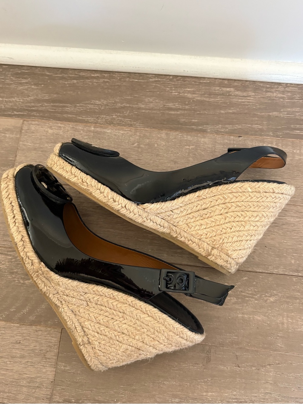 Tory Burch Black Patent Espadrille Wedge Slingbacks - Picture 6 of 8